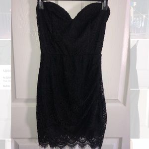 Lulus black lace strapless cocktail dress